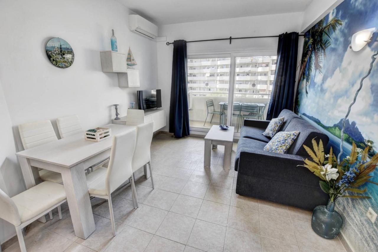 Palm Apartment - C&G Benal Beach بينالماذينا المظهر الخارجي الصورة